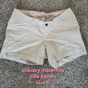 Maternity shorts